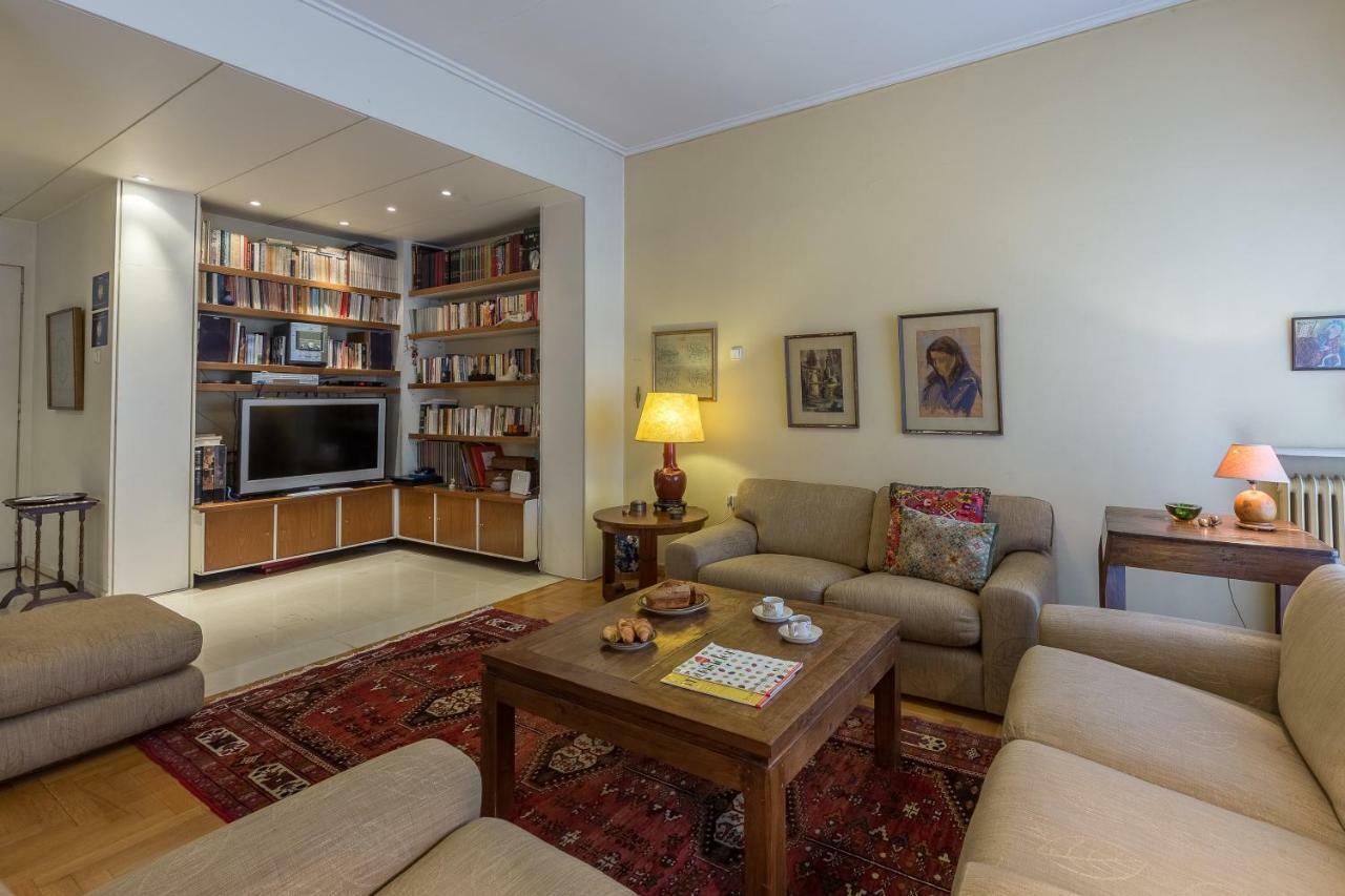 Art Deco Spacious Close To Centre *