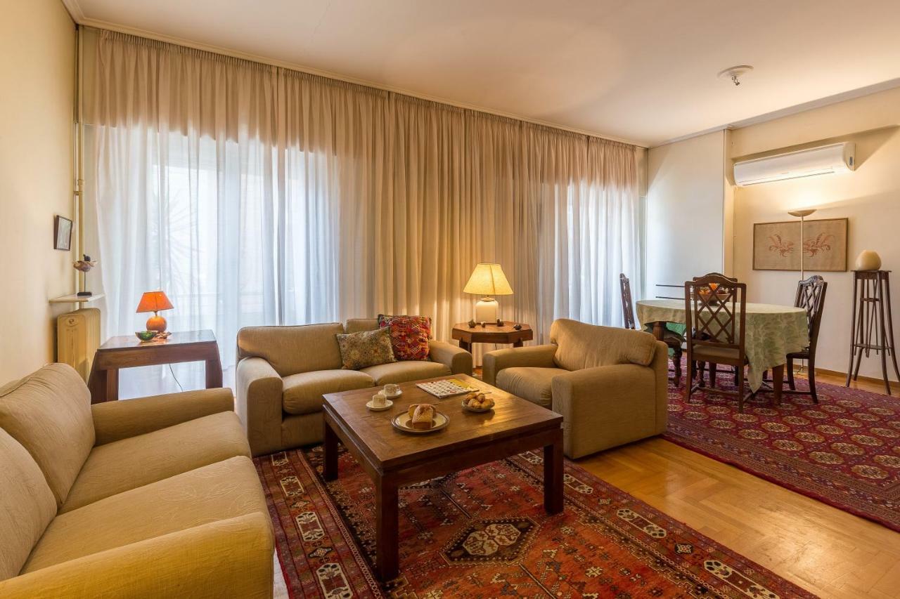 Art Deco Spacious Close To Centre אתונה