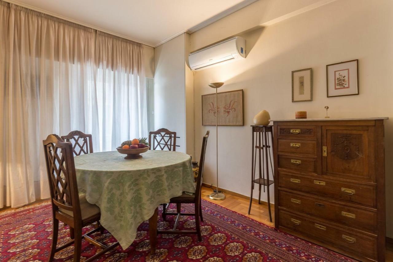 Art Deco Spacious Close To Centre